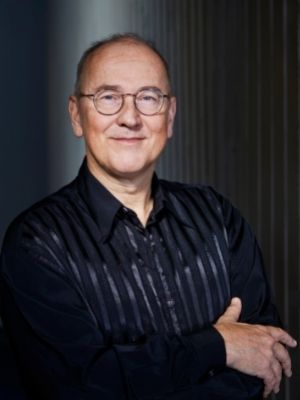 Ian Munro in recital